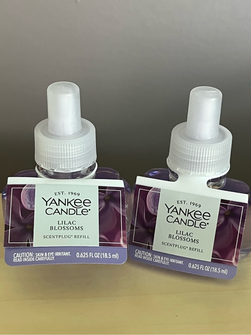 Two New Yankee Candle Lilac Blossoms Plug In Scented Refills